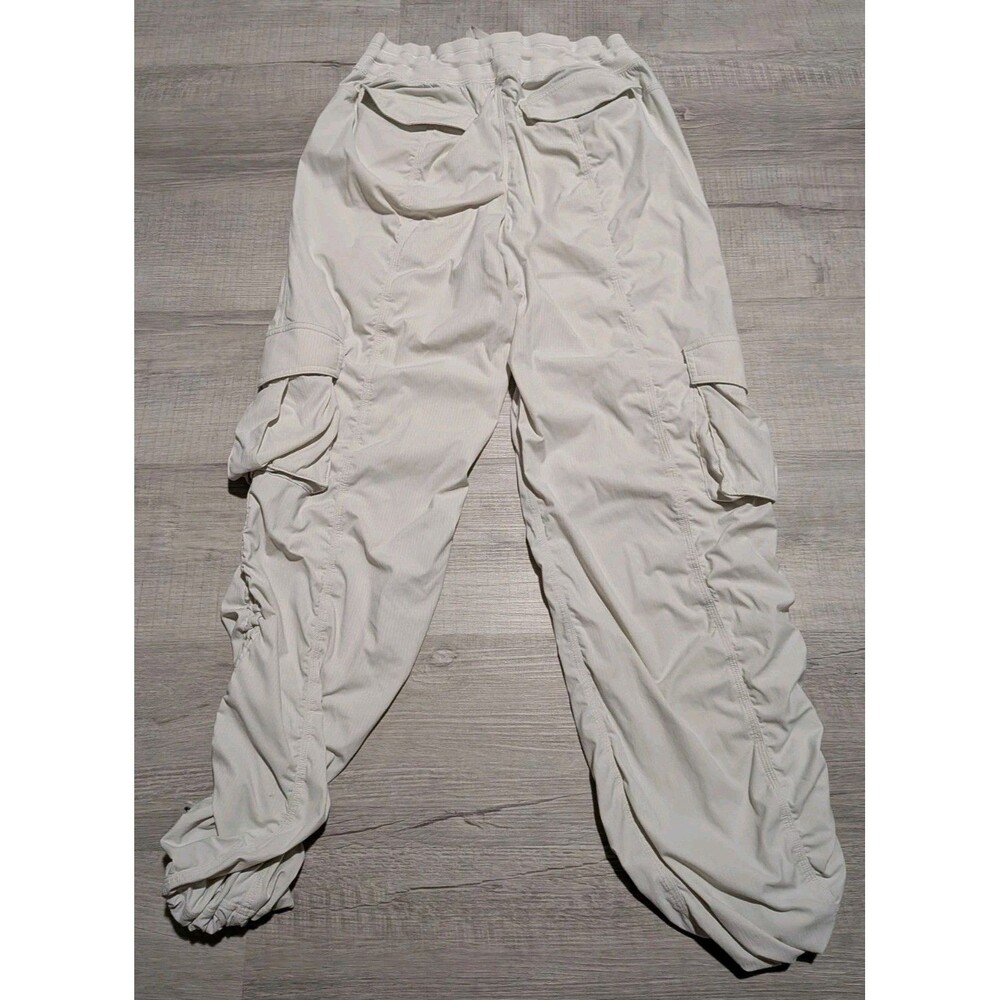 Lululemon Dance Studio Relaxed Fit Mid Rise Cargo Pants Women Sz S White LW5GILS - Picture 5 of 9